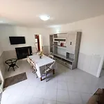 Casa Rosa By Otrantostays, Terrazza E Vista Mare Apartman