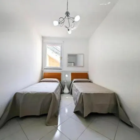 Casa Rosa By Otrantostays, Terrazza E Vista Mare Apartamento *