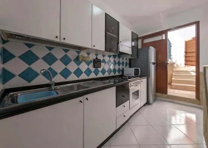 Casa Rosa By Otrantostays, Terrazza E Vista Mare Apartamento