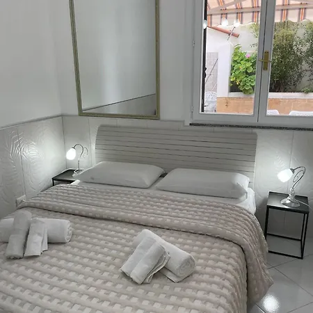 Casa Rosa By Otrantostays, Terrazza E Vista Mare * Santa Cesarea Terme