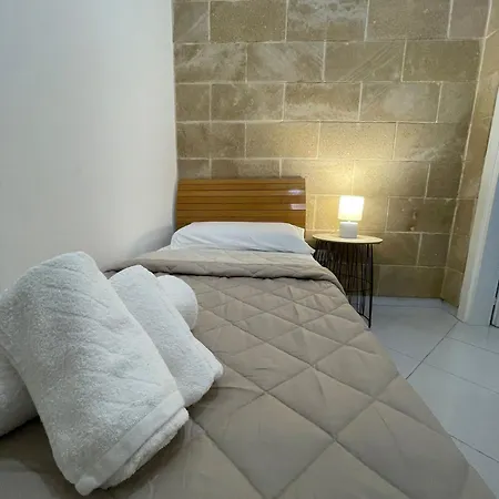Casa Rosa By Otrantostays, Terrazza E Vista Mare Daire
