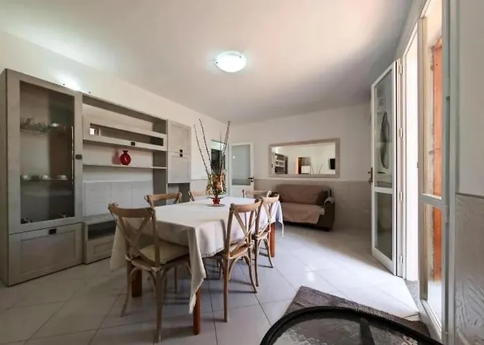 Casa Rosa By Otrantostays, Terrazza E Vista Mare